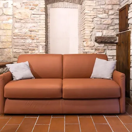 Casa vacanze Loft Nel Cuore Di - 50 Mt Da Carlo Acutis